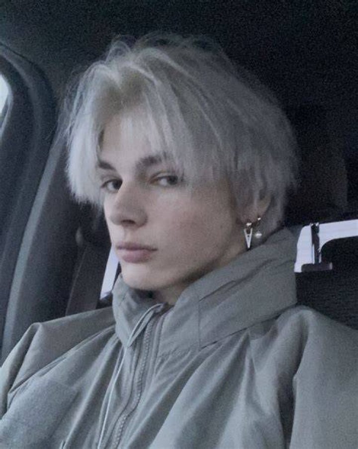 15+ Guy with White Hair