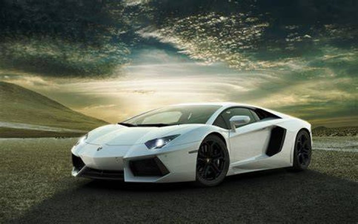 A white Lamborghini