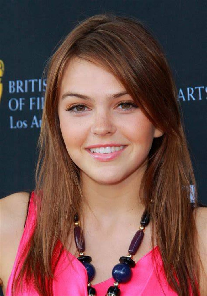 Aimee Teegarden photo 2