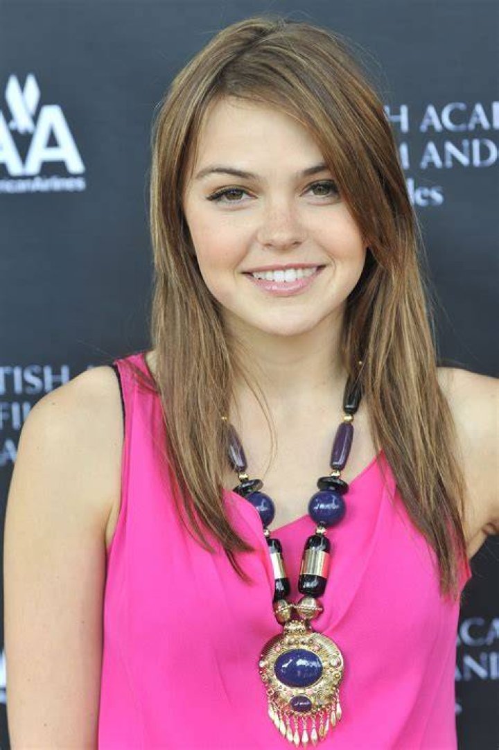 Aimee Teegarden photo 3