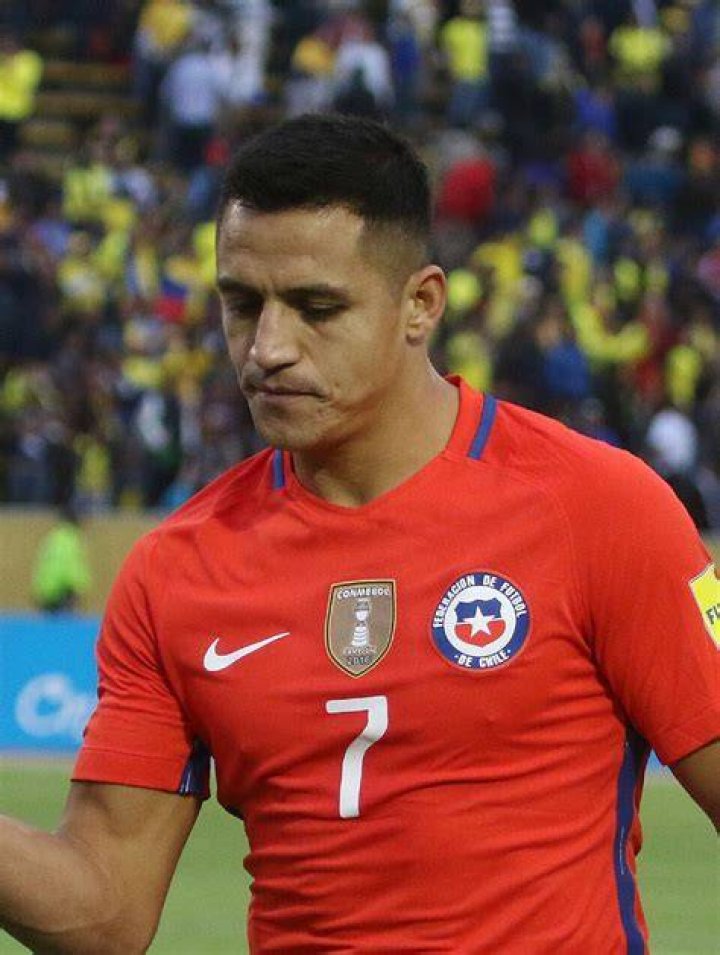 Alexis Sánchez photo 2