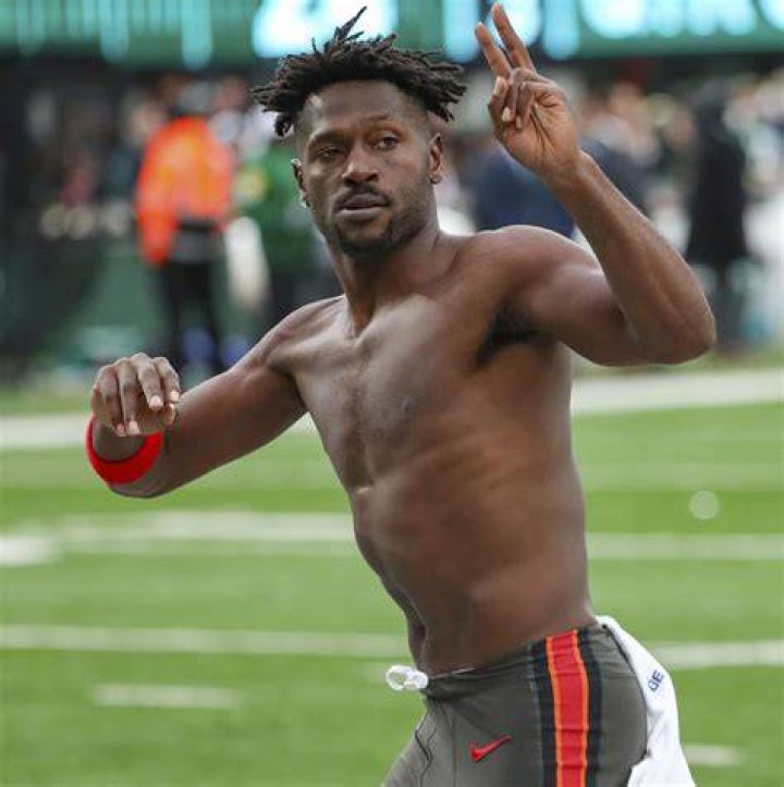 Antonio Brown reveals he&rsquo;s president of Kanye West company by spending