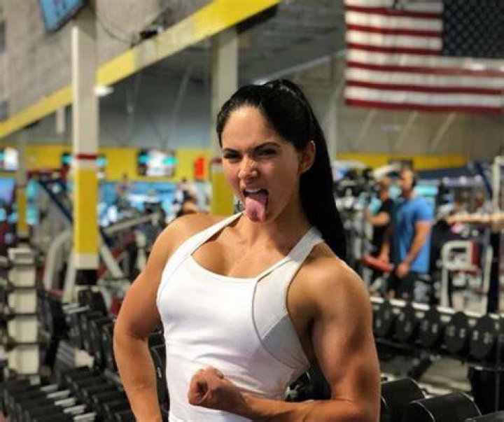 Aspen Rae Fitness, Deportes, Chico fitness