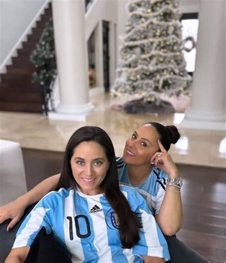 Así luce Aneliz Álvarez, la bella madre de Ángela Aguilar que le dio su parte argentina MDZ Online