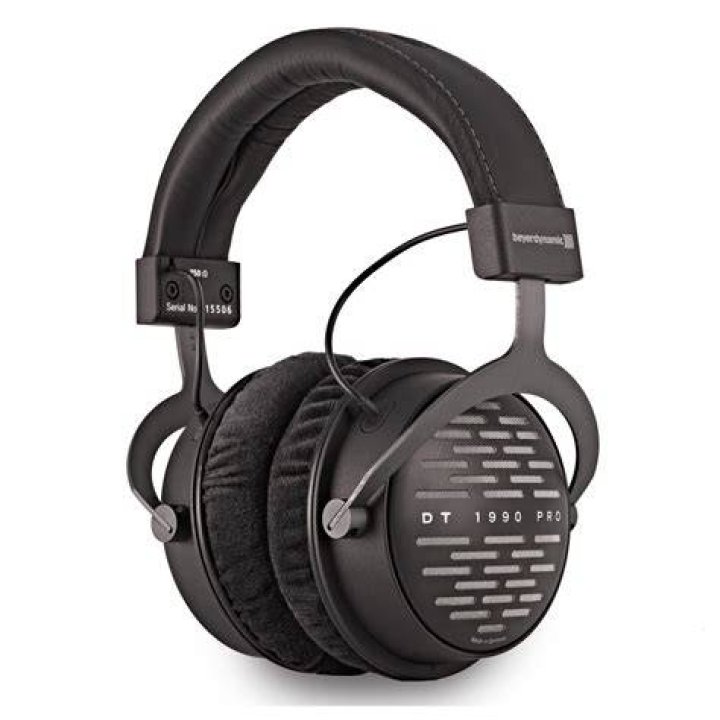 Beyerdynamic DT 1990 Pro Open Studio (Source: Ubuy)