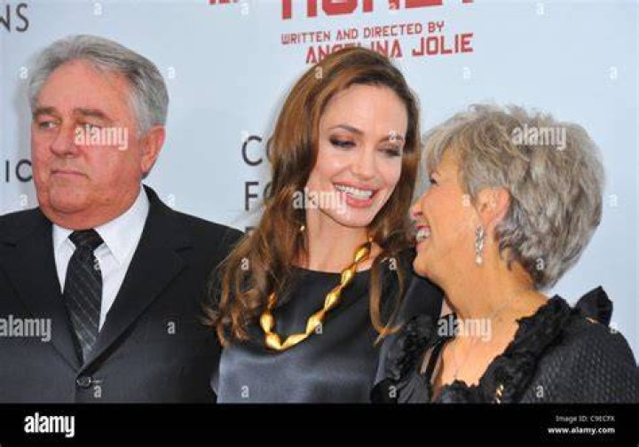 Bill Pitt, Angelina Jolie, Jane Pitt and Brad Pitt