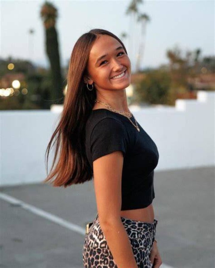 
Brinkley Davies Height, Weight, Net Worth, Age, Birthday, Wikipedia, Who, Nationality, Biography 