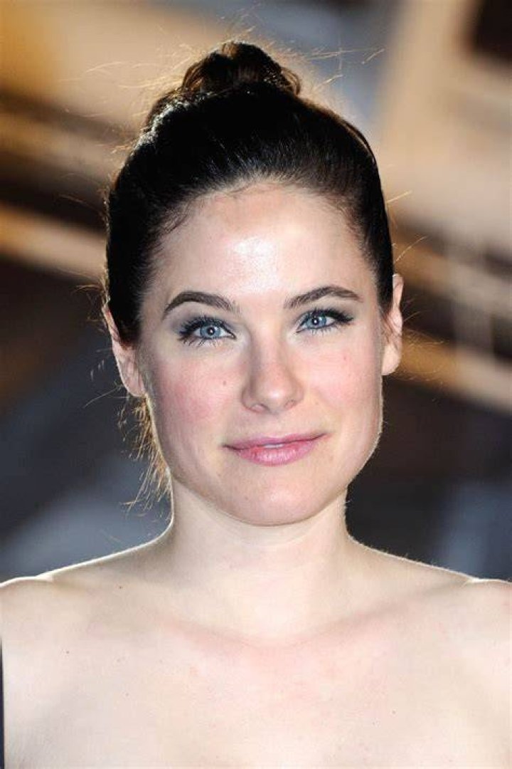 Caroline Dhavernas photo 3