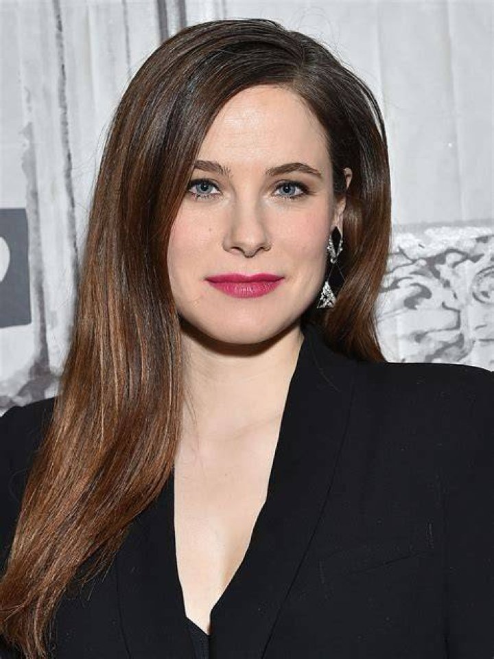Caroline Dhavernas photo