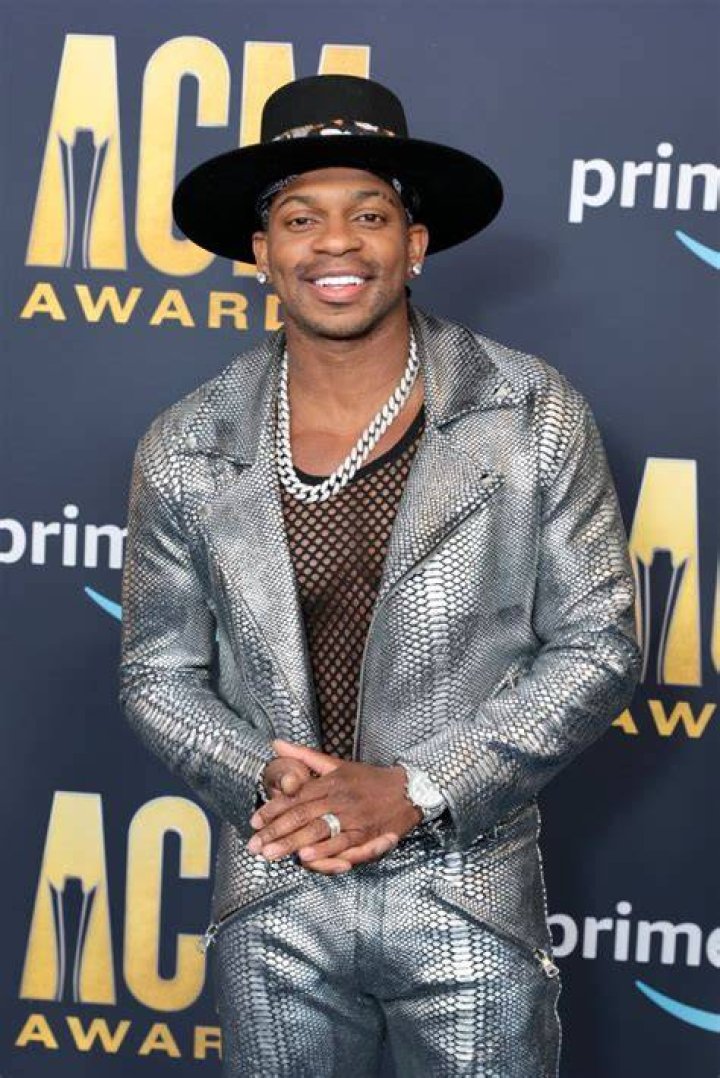 Country singer-songwriter Jimmie Allen, 33, is a new dad.