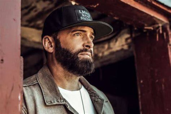 Dean Brody photo 2