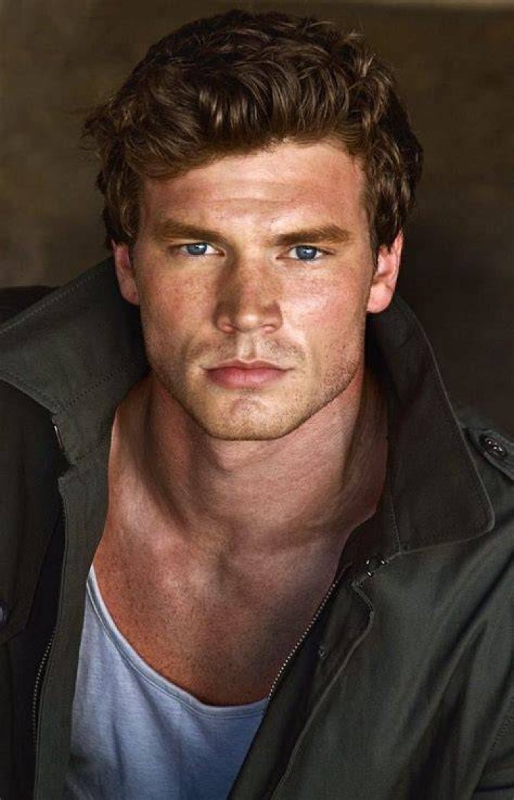 Derek Theler photo 2