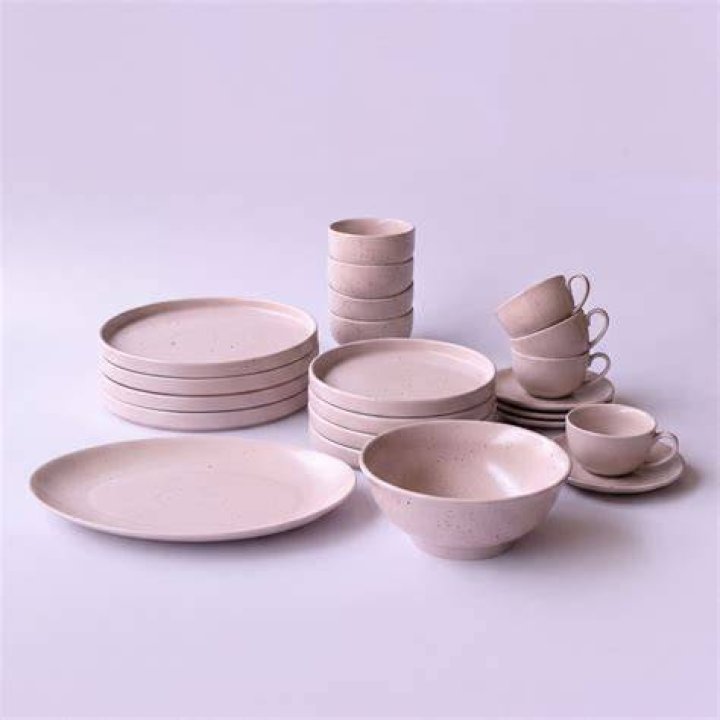 Dinner Set for 4 Persons Herend Hadik / Rich Golden Edge HD design