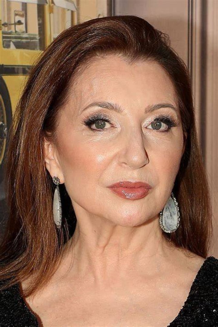 Donna Murphy photo 3