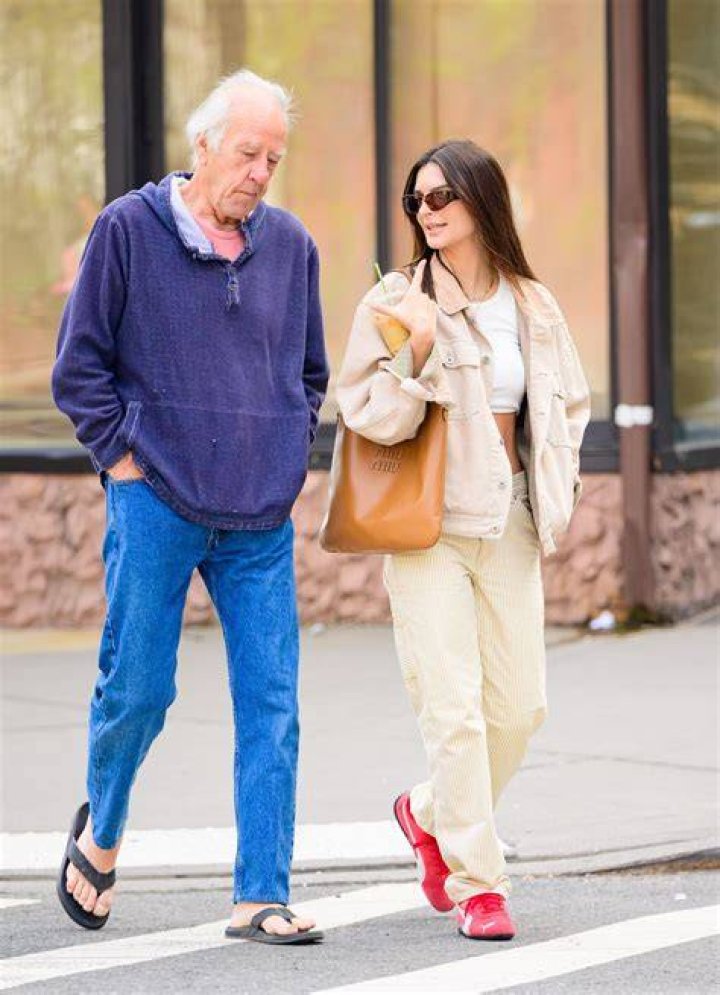 Emily Ratajwoski husband