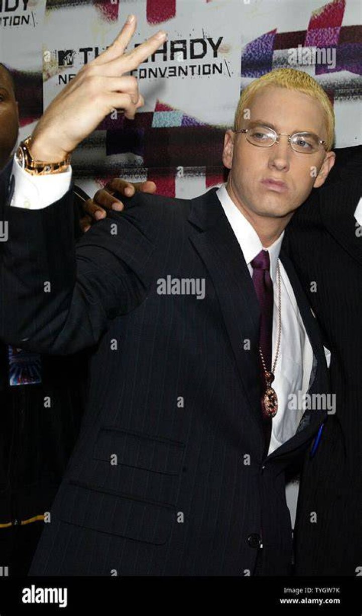 Eminem And Sirius Satellite Radio Launch Hip-Hop Channel