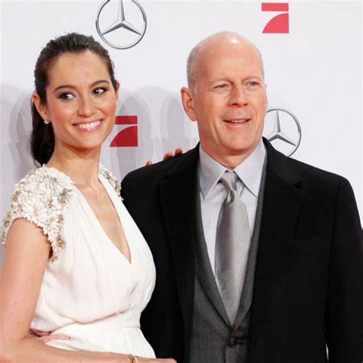 Emma and her millionare husband, Nolan, share a combined net worth of $200 million.