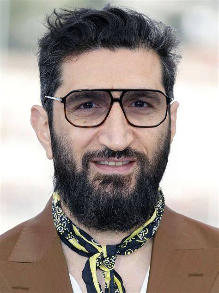 Fares Fares photo 3