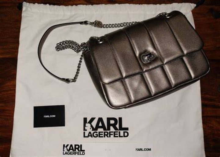 fp_7279595_ang_lagerfeld_karl_00_10 fp_7279595_ang_lagerfeld_karl_00_10