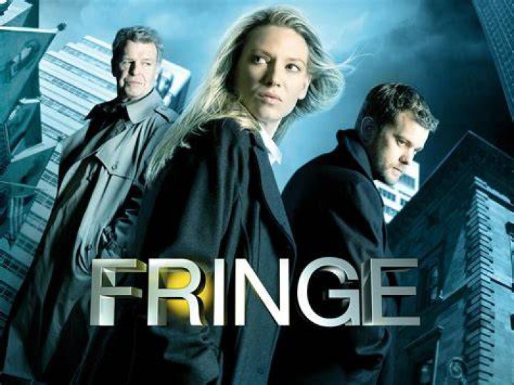 &lsquo;Fringe&rsquo; Renewed for Season 5, Both Universes Celebrate