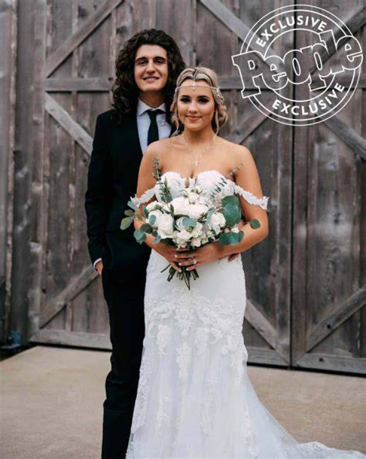 It’s a Boy! American Idol Gabby Barrett gave birth to Baby no. 2 with husband Cade Foehner Gabby Barrett Foehner welcomed her second baby with husband Cade Foehner