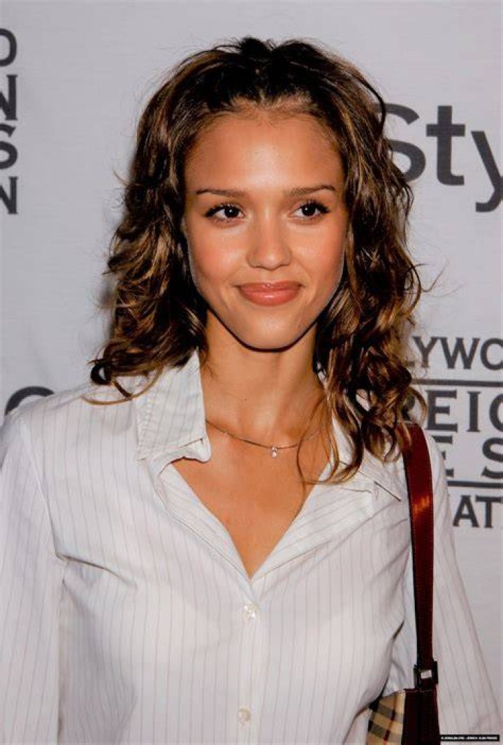 How Old Was Jessica Alba When She Dated Michael Weatherly?