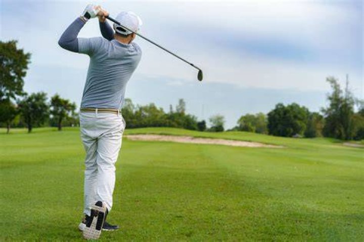 How To Drive In Golf For Beginners