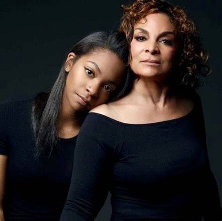 Imani Duckett posing with her mother, Jasmine Guy for a photoshoot.