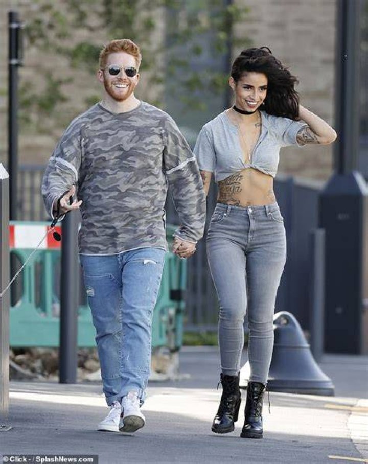 Is Luisa Eusse, the new girlfriend of Neil Jones an illegal immigrant to the UK? Is Luisa Eusse, the new girlfriend of Neil Jones an illegal immigrant to the UK?