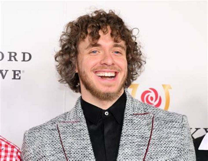 Jack Harlow Bio, Net Worth, Dating, Girlfriend, Family, Age