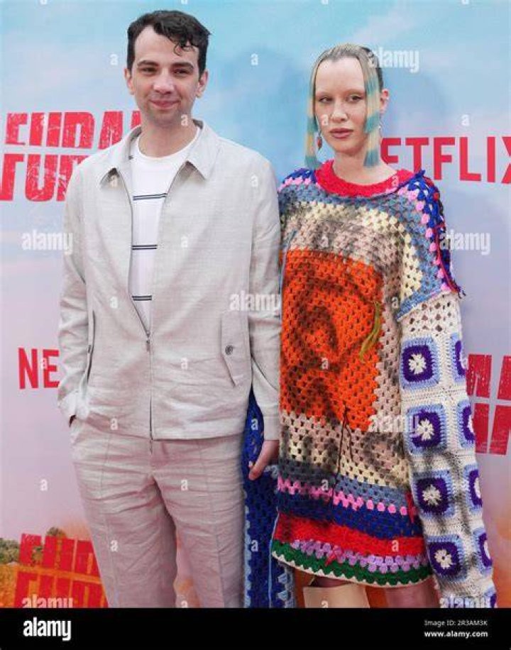 Jay Baruchel Wife