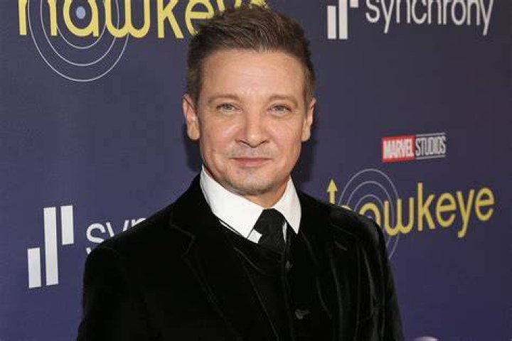 Jeremy Renner photo