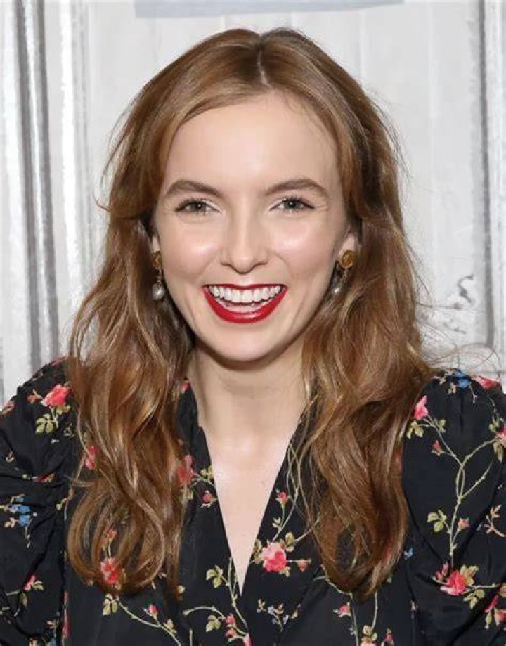 Jodie Comer Age Biography, Height, Wiki, Net Worth