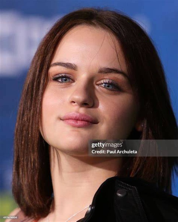 Joey King Secretly Marries Director Steven Piet in Spain! Joey King