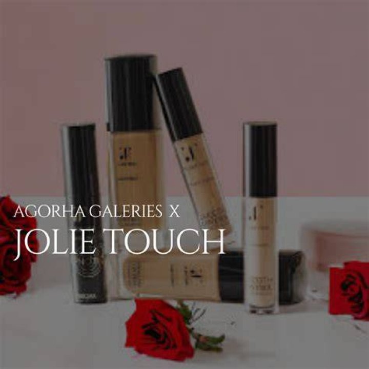 jolie in touch