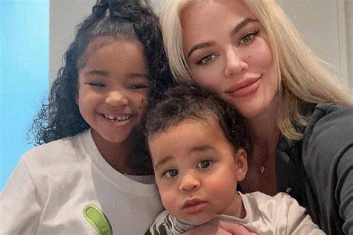 Did you know where these celebrities have moles and birthmarks on their body?? Khloe Kardashian