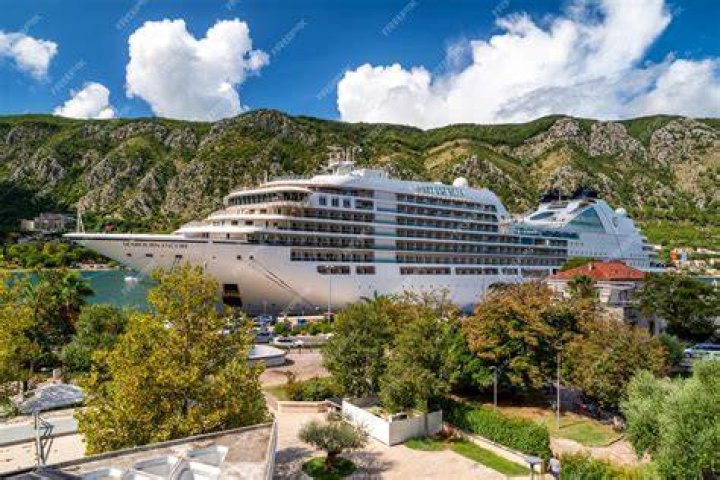 Kotor Montenegro Cruise: Discover Cruises to Kotor Montenegro