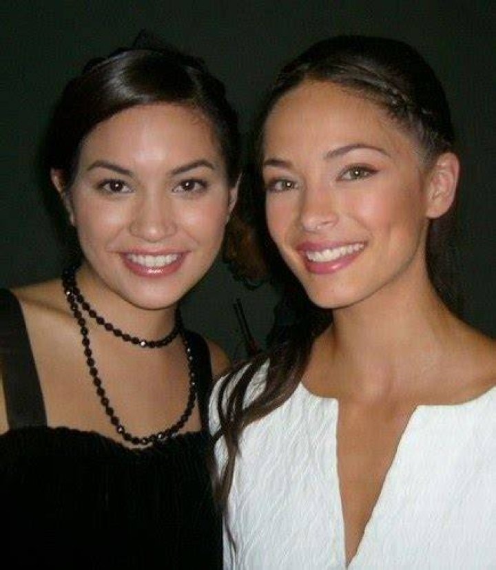 Kristin Kreuk sister Justine Kreuk