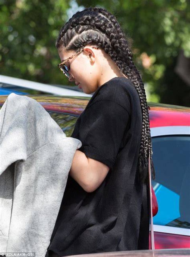 Kylie Jenner with corn rows 