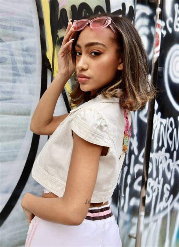 Lexi Underwood photo 3