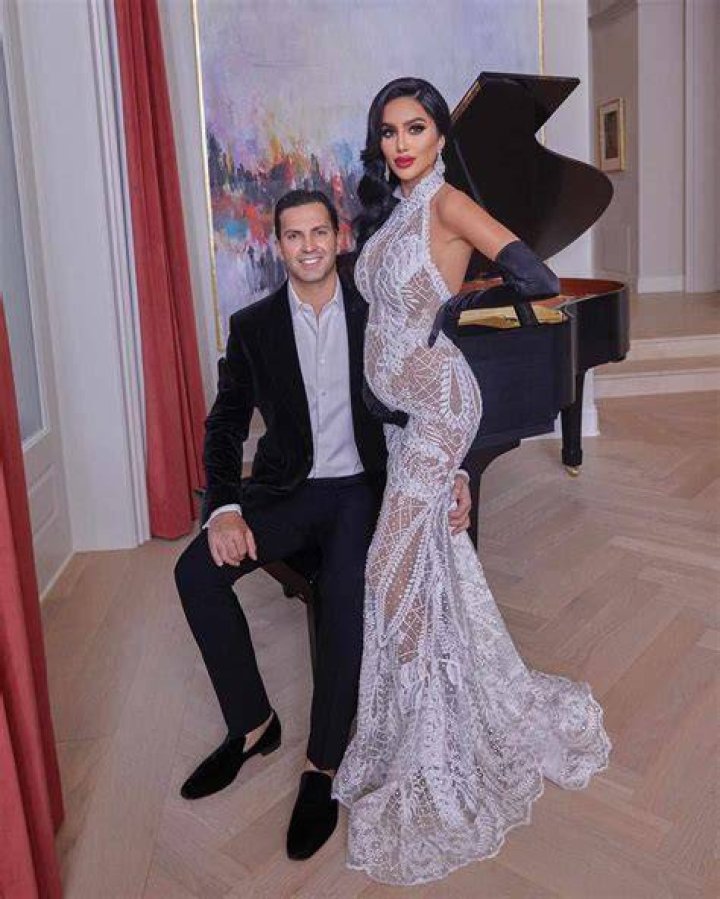 Lilly is expecting her second child with her husband Dara Mir