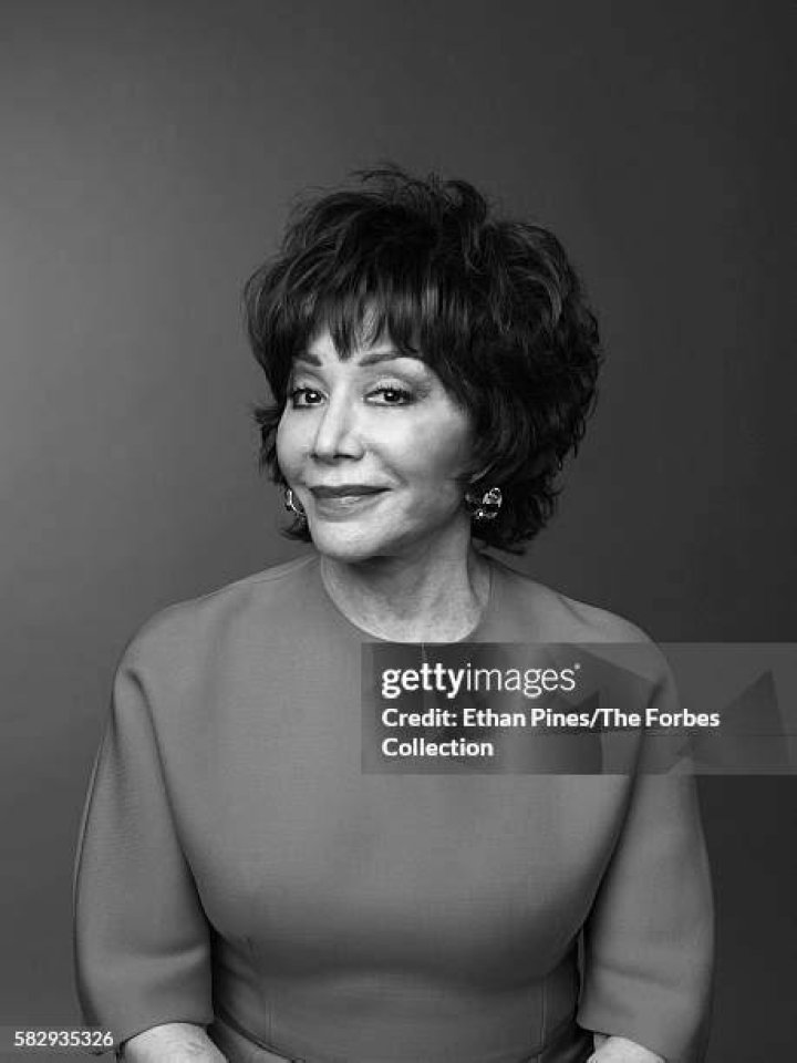 Lynda Resnick photo 3