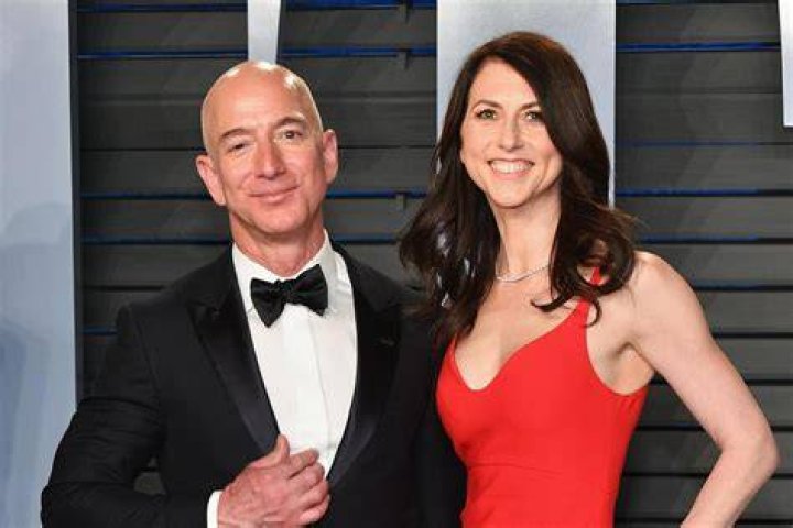 Mackenzie Bezos Net Worth