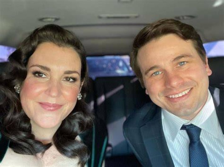 Melanie Lynskey Brother