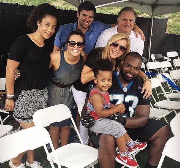 Michael Oher With His Family