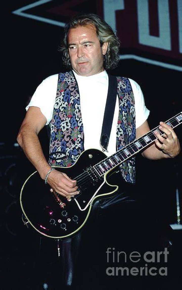 Mick Jones photo 3