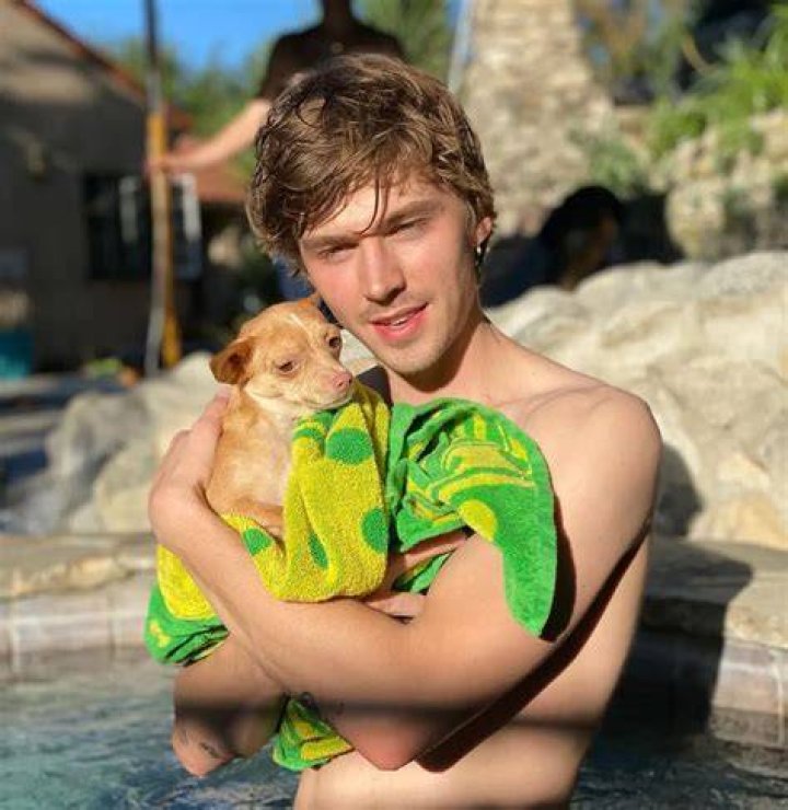 Miles Heizer Pets - Celebrity Pets