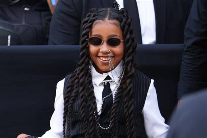 Fans Left Shocked after Kim Kardashian’s Daughter North West Eats a Raw Onion Like an Apple! North West