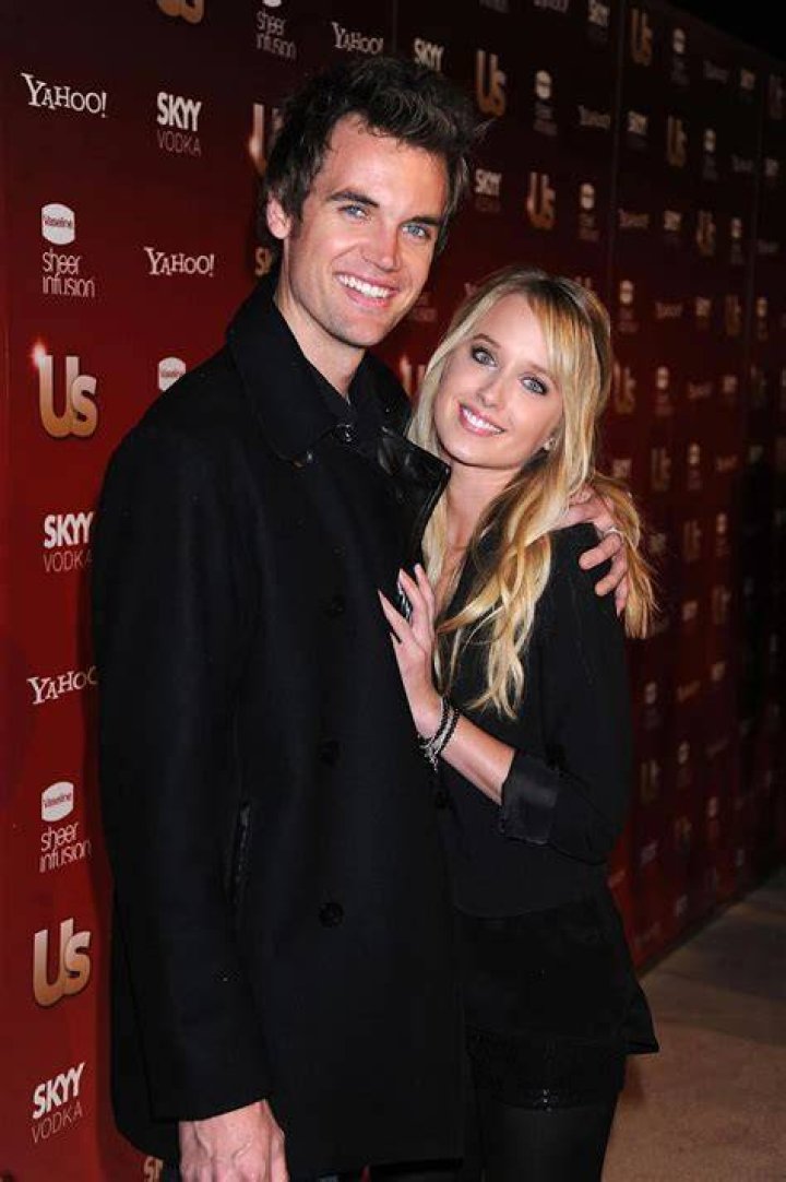 One Tree Hill alum, Tyler Hilton shares a Daughter with wife, Megan Park