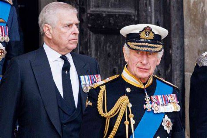 Prince Andrew and 300 more Brits names surface in the 2000-page dossier prepared by US FBI on sex trafficking by pedophile Jeffrey Epstein!